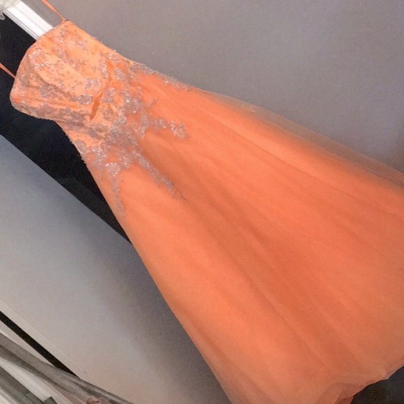 Cache Dresses & Skirts - Cache strapless formal-beading front /back